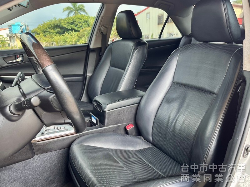 2012．Toyota．Camry Hybrid．銀色