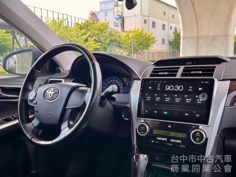 2012．Toyota．Camry Hybrid．銀色