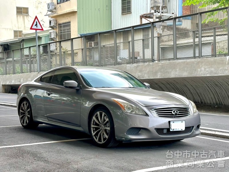 2008．Infiniti．G37．銀色