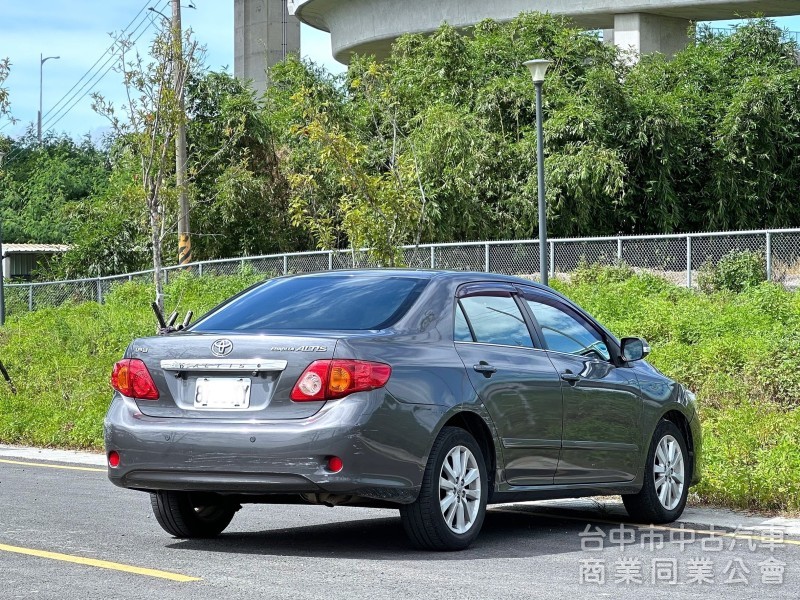 2009．Toyota．Altis．灰色