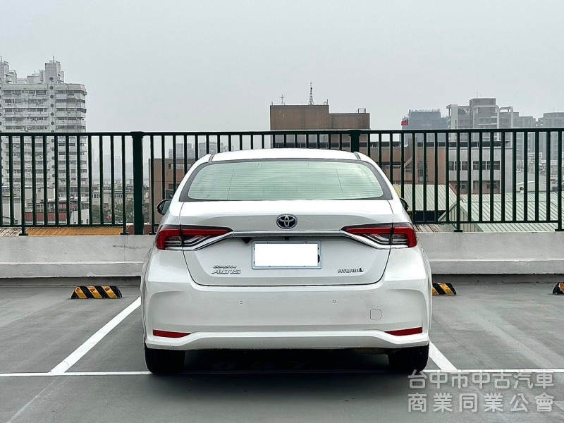 2021．Toyota．Altis Hybrid．白色