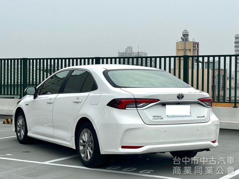 2021．Toyota．Altis Hybrid．白色