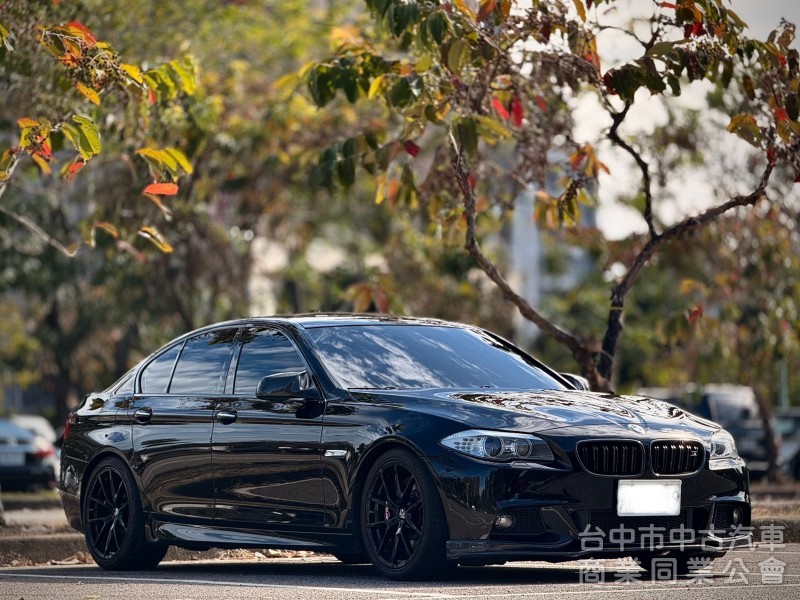 2012．BMW．528i．黑色