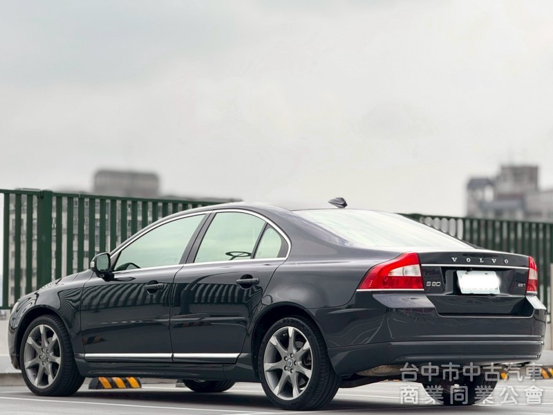 2010・Volvo・S80・里程11萬