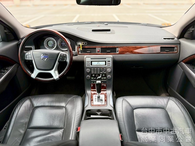 2010・Volvo・S80・里程11萬