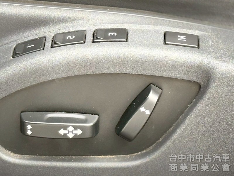 2010・Volvo・S80・里程11萬
