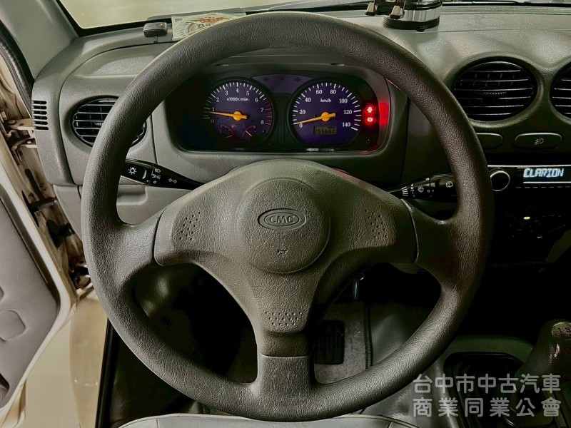 2015．中華．菱利．白色