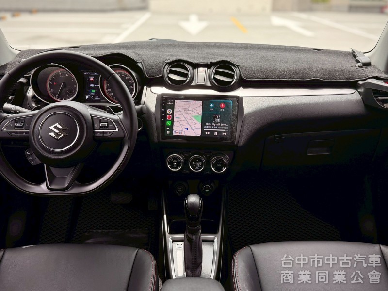 2024 SUZUKI Swift 