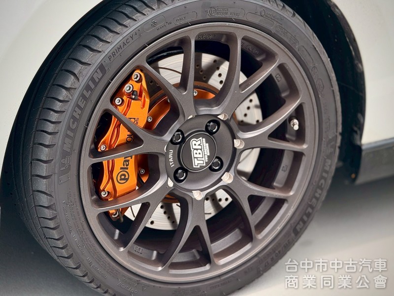 2024 SUZUKI Swift 