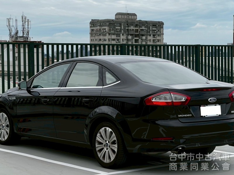 2011 FORD MONDEO 