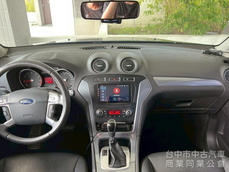 2011 FORD MONDEO 