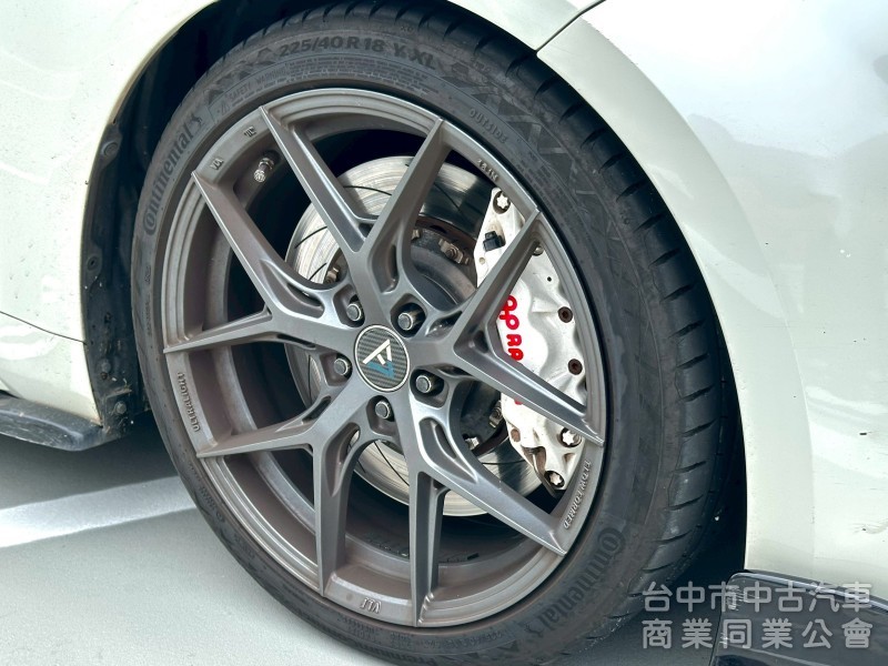 2018 TOYOTA AURIS 