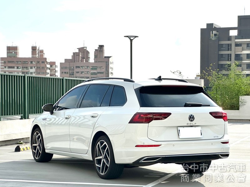 2023 Golf Variant 里程4.5萬