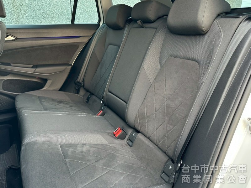 2023 Golf Variant 里程4.5萬