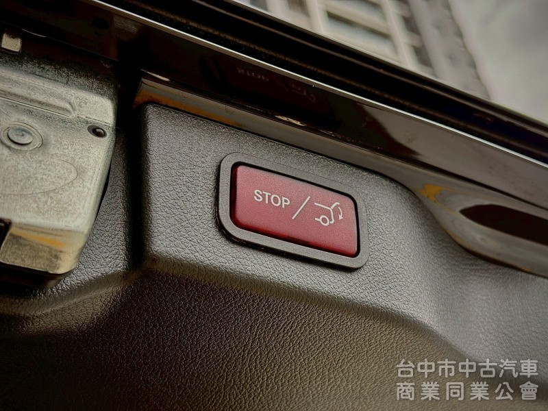 2022 V300d 里程7.5萬