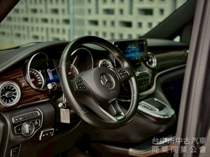2022 V300d 里程7.5萬