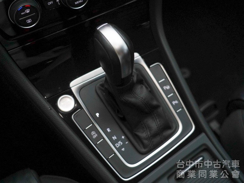 全程原廠保養 原廠保固中 IQ.DRIVE 智能駕駛輔助系統 可全額貸款