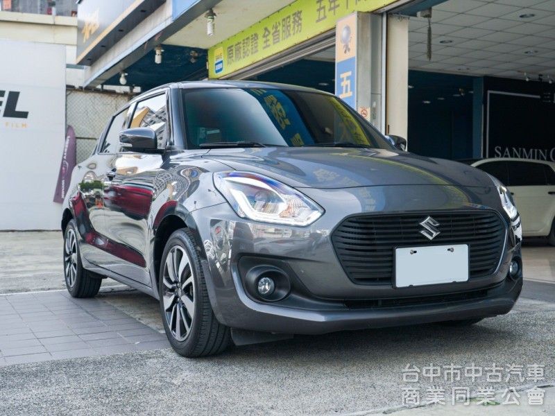 原廠鈑件 里程3萬多公里 Keyless免匙系統 立約擔保里程及車況 可全額貸
