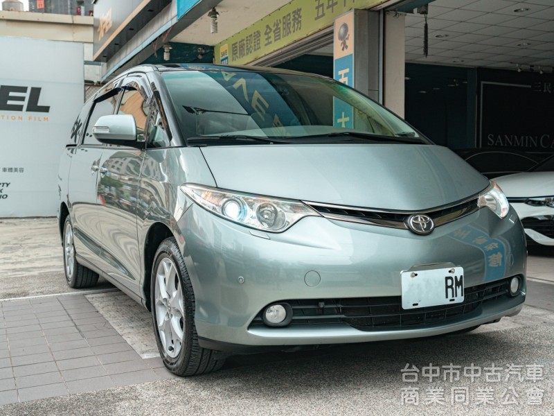 一手車里程保證 只跑8萬多公里 電動尾門雙電動滑門 全新安卓機(前後)螢幕