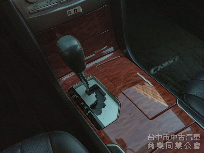 全車原廠鈑件 原廠保養紀錄 里程保證 已第三方認證 可全額貸款