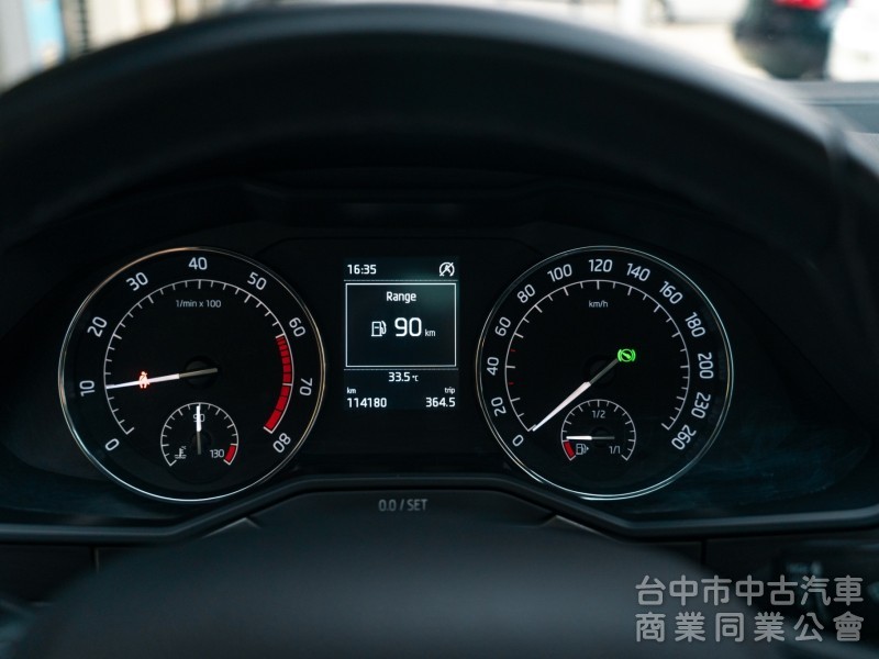 Superb Combi 全景天窗 HID氙氣頭燈 MIB多媒體資訊娛樂系統 可全額貸款