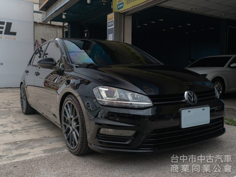 輕化鋁圈 全車原鈑件 HID氙氣頭燈 定速巡航 倒車圖像輔助 可全額貸