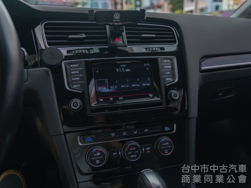 輕化鋁圈 全車原鈑件 HID氙氣頭燈 定速巡航 倒車圖像輔助 可全額貸