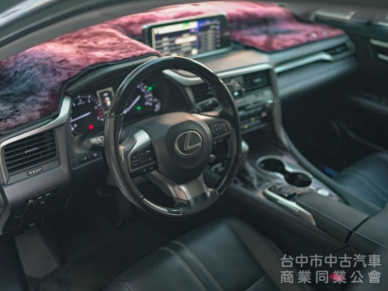 RX 200t  旗艦版 全景天窗 原廠鈑件 環景影像系統 ACC主動跟車系統 可全額貸款