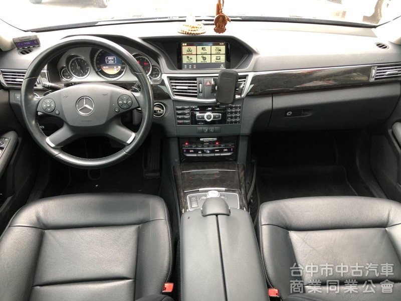 2012M-BENZ W212 E350 276新引擎 中華賓士總代理 實跑8萬公里無事故泡水..五大保證.極品