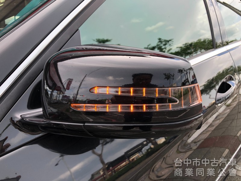 2012M-BENZ W212 E350 276新引擎 中華賓士總代理 實跑8萬公里無事故泡水..五大保證.極品