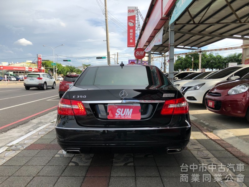 2012M-BENZ W212 E350 276新引擎 中華賓士總代理 實跑8萬公里無事故泡水..五大保證.極品