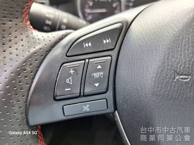 2013.11月出廠CX-5新車價129.9萬 現在只要34.8萬.一手自用台中車.實跑13萬公里.YES認證車