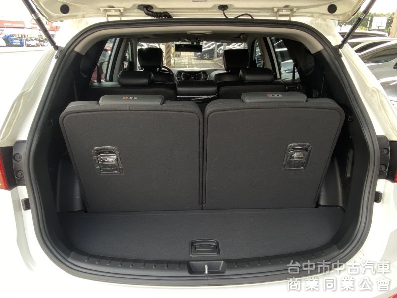 2014 Hyundai Santa FE 2.2 4WD皇家柴油款 原鈑件 全景天窗  電動座椅 大空間休旅 5+2人