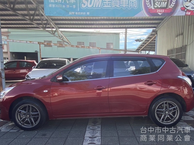 2014年 Nissan Tiida 5D Turbo 1.6 原鈑件 恆溫 I-key 導航 社會新鮮人優質的代步首選