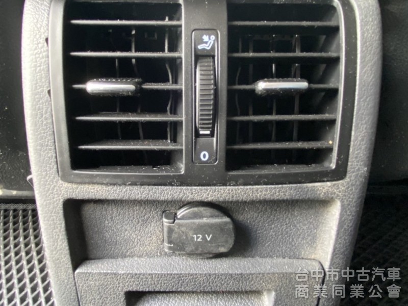 2015年 Volkswagen Caddy Maxi 1.6 TDI 柴油 七人座 原鈑件 低里程  廂型休旅/商用車