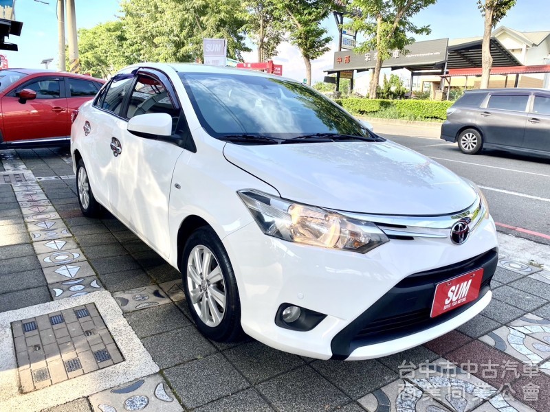 2015年 TOYOTA VIOS 1.5 省油省稅好維護 影音螢幕 倒車顯影 數位電視 都會代步小車首選