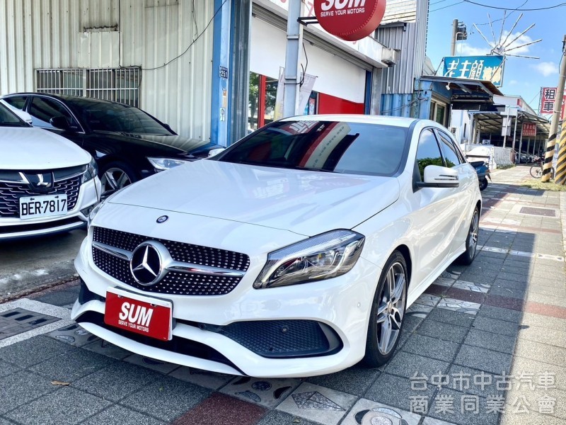 2017年 M-Benz A180 1.6 AMG LINE 總代理 原鈑件 僅跑5萬公里好開好操控 便宜入手賓士小鋼砲