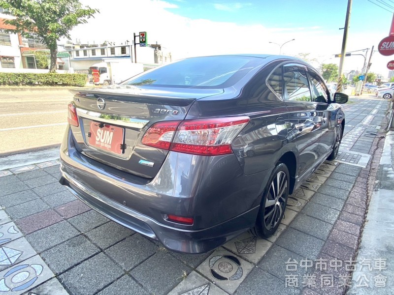 2017年 Nissan Sentra Aero 1.8 傳奇版 原鈑件 定速 倒車顯影 舒適 帥氣 好駕馭 妥善率高 