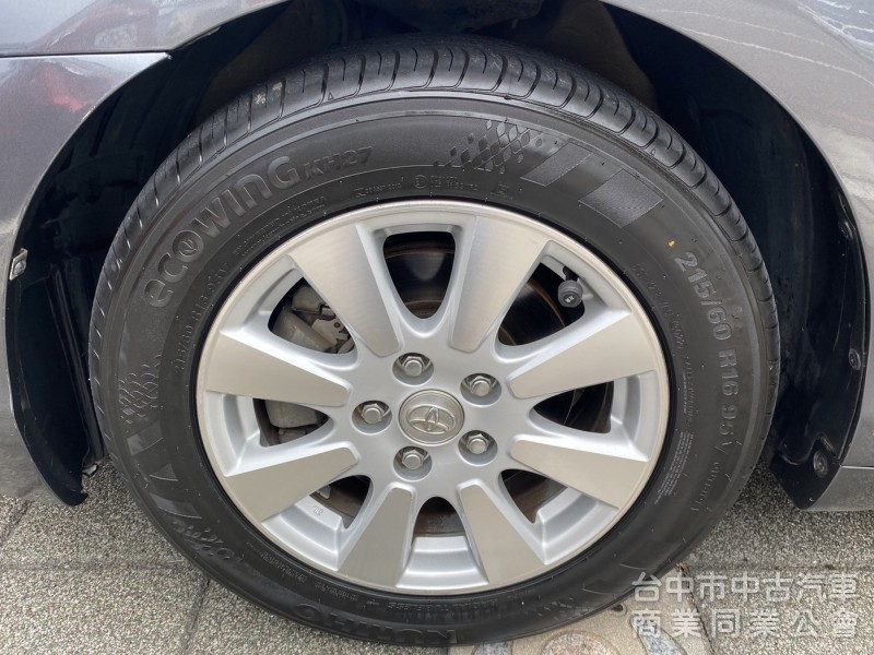 2007年 Toyota  Camry  2.0  E版 里程少 黑內裝 HID頭燈 雙區恆溫 妥善率高的國民家庭房車