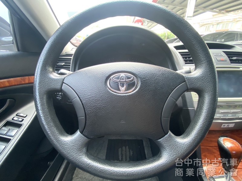 2007年 Toyota  Camry  2.0  E版 里程少 黑內裝 HID頭燈 雙區恆溫 妥善率高的國民家庭房車