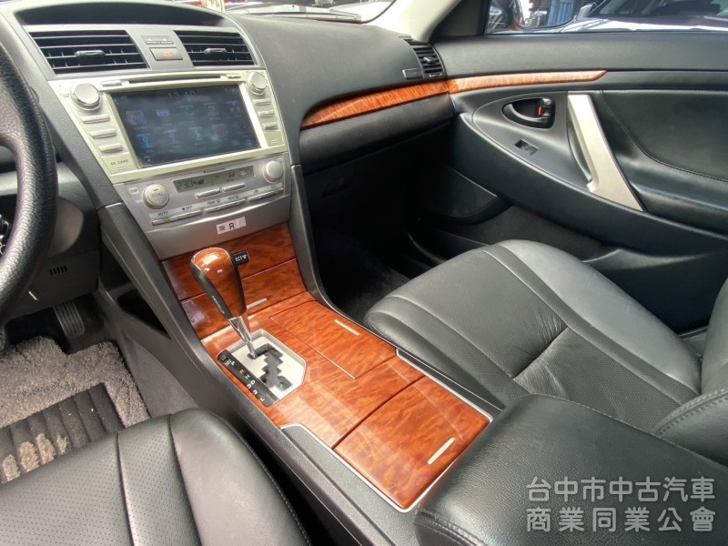 2007年 Toyota  Camry  2.0  E版 里程少 黑內裝 HID頭燈 雙區恆溫 妥善率高的國民家庭房車