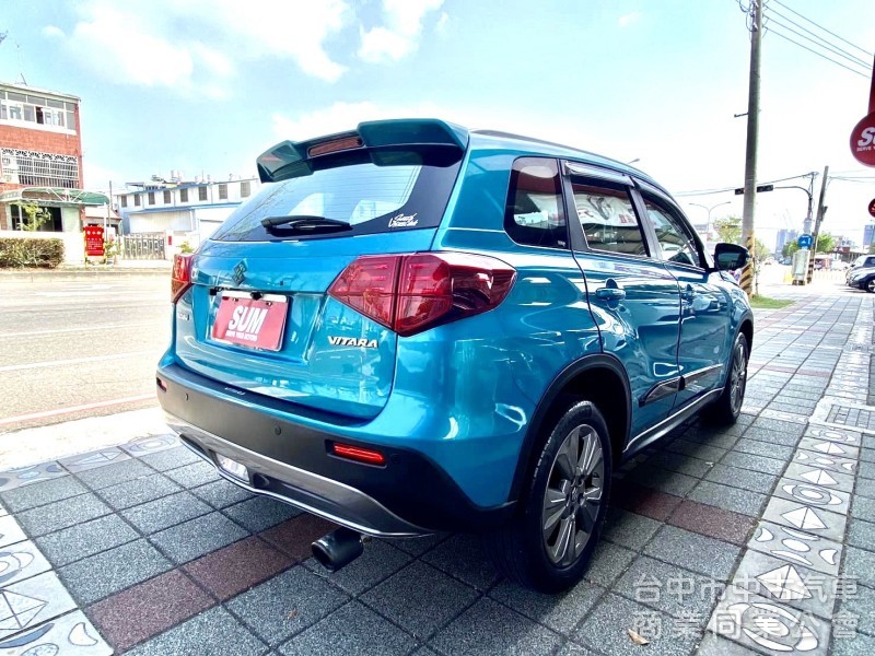 2020年式  SUZUKI  VITARA GLX版 1.6  僅跑2.9萬公里 原鈑件 恆溫 環景 鋼砲型跨界小休旅