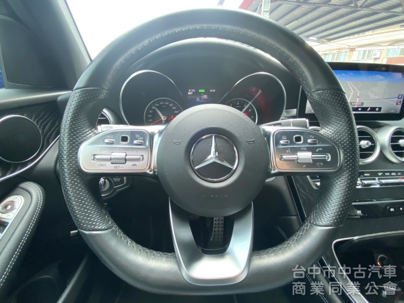 2021年式 M-BENZ GLC300 AMG 4MATIC 2.0 總代理 輕油電 僅跑5萬公里 最暢銷德系休旅車