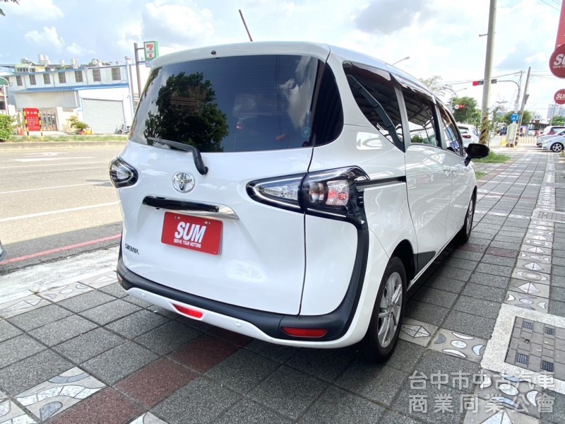 2022年 TOYOTA SIENTA 1.8 七人座 豪華+版 只跑1萬公里 雙電滑門 影音精裝升級 原廠保固中