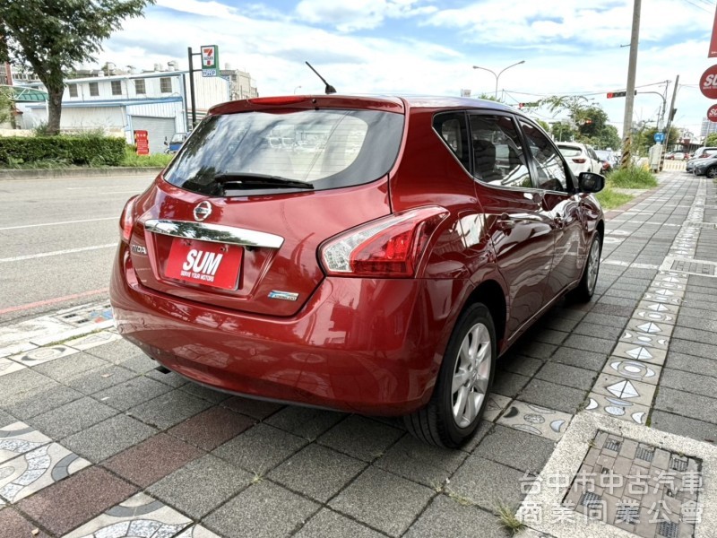 2015年 NISSAN TIIDA 5D 豪華影音版 僅跑4萬公里 恆溫 I-KEY  舒適好開高保值 代步小車首選