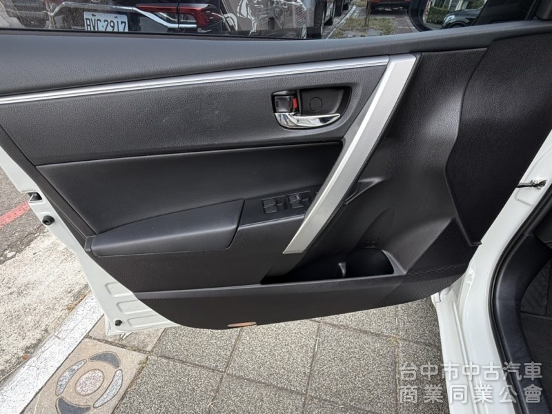 2016年 TOYOTA  ALTIS 1.8 經典版Safety+ 恆溫 I-Key 車況好 氣氛佳 熱門車款首選