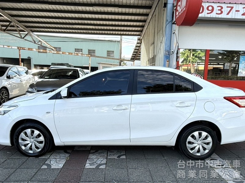 2016年 TOYOTA VIOS 1.5 雅致型 小改款 原鈑件 認證車 低里程 內裝外觀超級讚 小資族優質代步首選