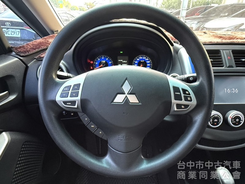 2015年 Mitsubishi Colt Plus 1.5 尊榮型 原鈑件 I-Key 恆溫空調 小型休旅時尚都會小車