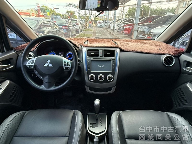 2015年 Mitsubishi Colt Plus 1.5 尊榮型 原鈑件 I-Key 恆溫空調 小型休旅時尚都會小車