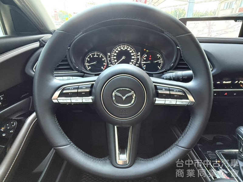 2023年 Mazda CX-30 Signature 型動旗艦版 僅跑5千公里 ACC  BOSE音響 新車原廠保固中